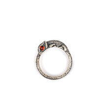 Load image into Gallery viewer, Sterling silver chameleon ring lizard opening