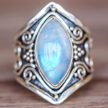 Load image into Gallery viewer, Antique silver vintage moonstone ring bracelet