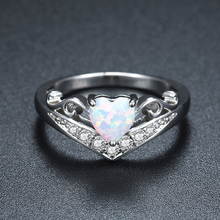Load image into Gallery viewer, Heart shaped opal mother ring