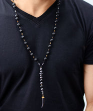 Load image into Gallery viewer, Stoned Matte Daring Neckgear